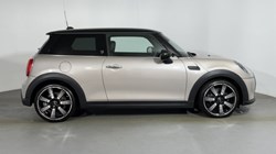 2023 (23) MINI HATCHBACK 1.5 Cooper Exclusive 3dr Auto 5761048