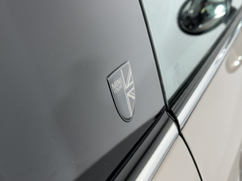 2023 (23) MINI HATCHBACK 1.5 Cooper Exclusive 3dr Auto 5761035