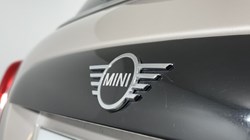 2023 (23) MINI HATCHBACK 1.5 Cooper Exclusive 3dr Auto 5761038