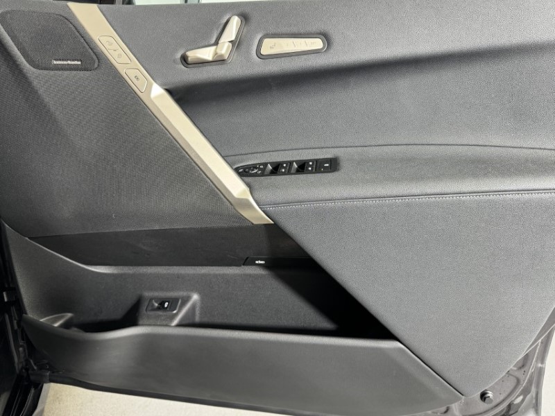 2022 (22) BMW iX 240kW xDrive40 M Sport 76.6kWh 5dr Auto 5741509