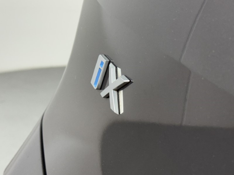 2022 (22) BMW iX 240kW xDrive40 M Sport 76.6kWh 5dr Auto 5741521