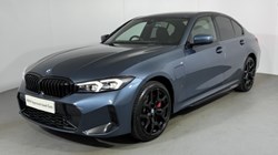 2025 (75) BMW 3 SERIES 330e 22.3 kWh M Sport 4dr Step Auto 5829775
