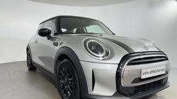 2022 (72) MINI HATCHBACK 1.5 Cooper Classic 3dr Auto 5777468