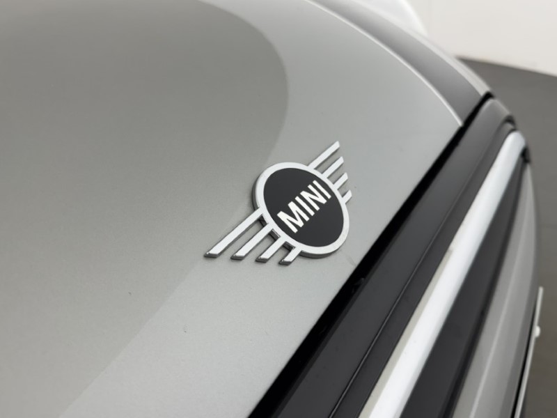 2022 (72) MINI HATCHBACK 1.5 Cooper Classic 3dr Auto 5777439