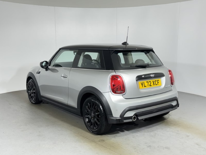 2022 (72) MINI HATCHBACK 1.5 Cooper Classic 3dr Auto 5777453