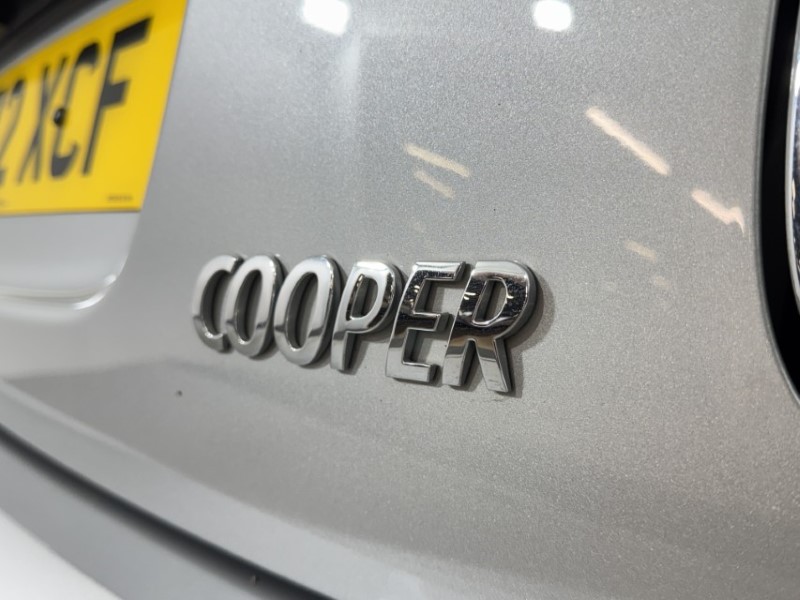 2022 (72) MINI HATCHBACK 1.5 Cooper Classic 3dr Auto 5777442