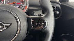 2022 (72) MINI HATCHBACK 1.5 Cooper Classic 3dr Auto 5777421