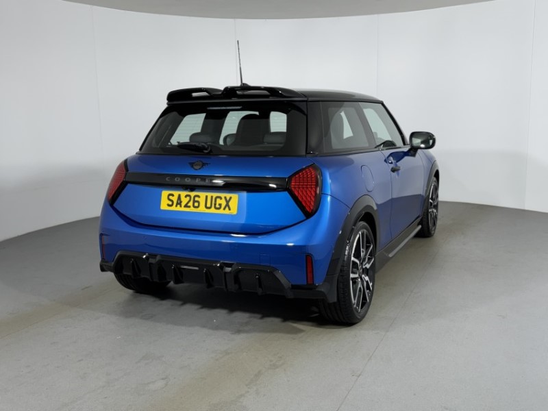 2026 (26) MINI COOPER 1.5 C Sport 3dr Auto 5752565