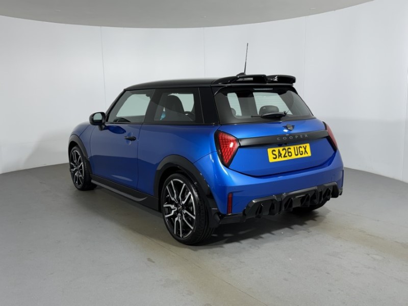 2026 (26) MINI COOPER 1.5 C Sport 3dr Auto 5752564