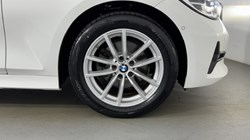 2020 (20) BMW 3 SERIES 320i SE 4dr Step Auto 5812869
