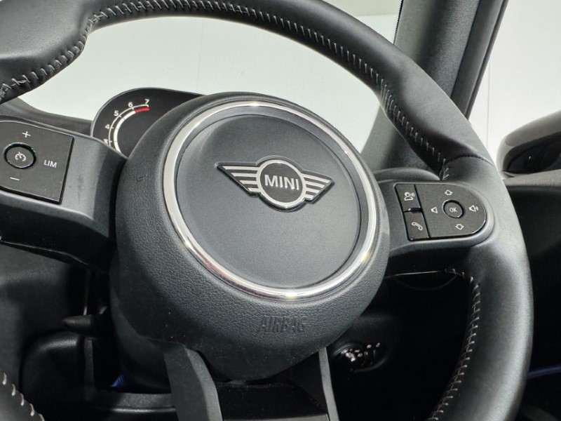 2024 (24) MINI CONVERTIBLE 1.5 Cooper Sport Premium 2dr Auto 5765214
