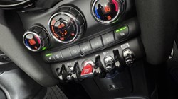 2024 (24) MINI CONVERTIBLE 1.5 Cooper Sport Premium 2dr Auto 5765216