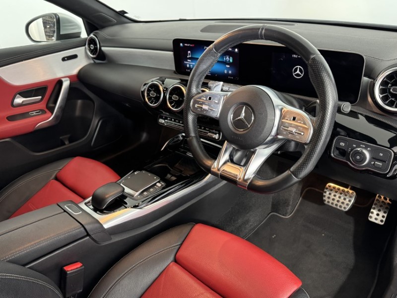 2021 (21) MERCEDES-BENZ A CLASS A35 4Matic Executive 5dr Auto 5759241