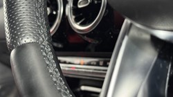 2021 (21) MERCEDES-BENZ A CLASS A35 4Matic Executive 5dr Auto 5759225
