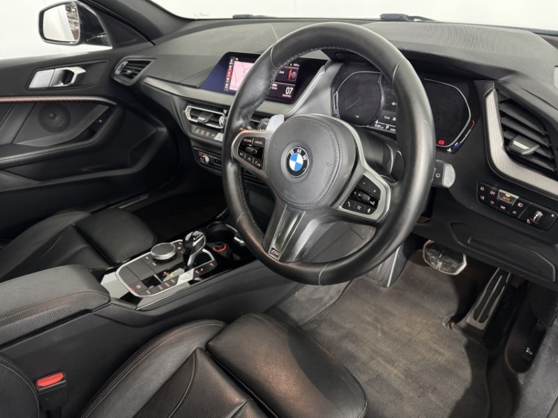2020 (70) BMW 1 SERIES 118d M Sport 5dr Step Auto 5788648