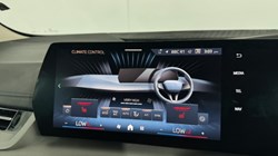 2025 (75) BMW 2 SERIES 220i MHT Sport 5dr DCT 5820221