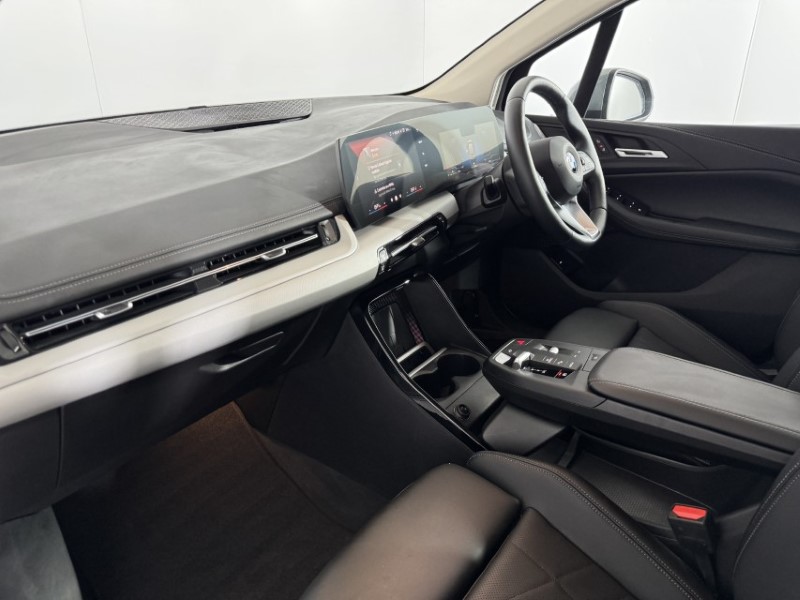2025 (75) BMW 2 SERIES 220i MHT Sport 5dr DCT 5820261