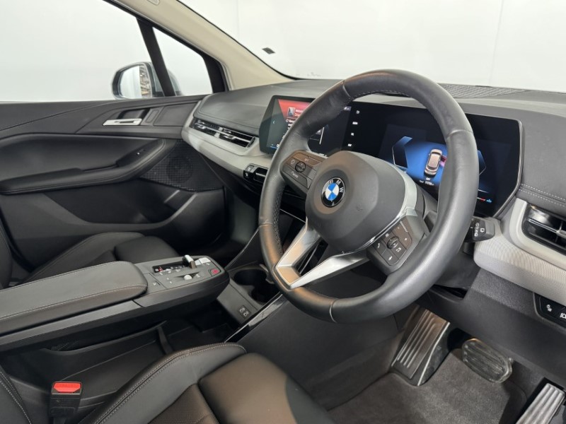 2025 (75) BMW 2 SERIES 220i MHT Sport 5dr DCT 5820208