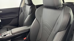 2025 (75) BMW 2 SERIES 220i MHT Sport 5dr DCT 5820259