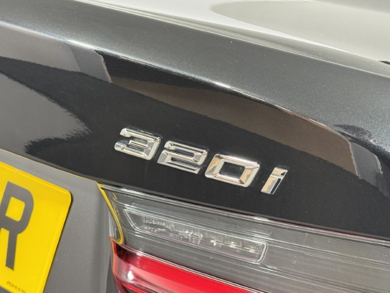 2026 (75) BMW 3 SERIES 320i M Sport 4dr Step Auto 5812661