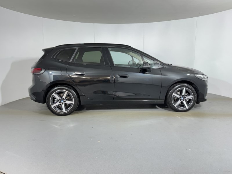 2025 (75) BMW 2 SERIES 220i MHT Sport 5dr DCT 5808559