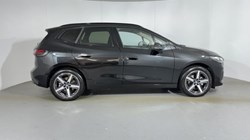 2025 (75) BMW 2 SERIES 220i MHT Sport 5dr DCT 5808559