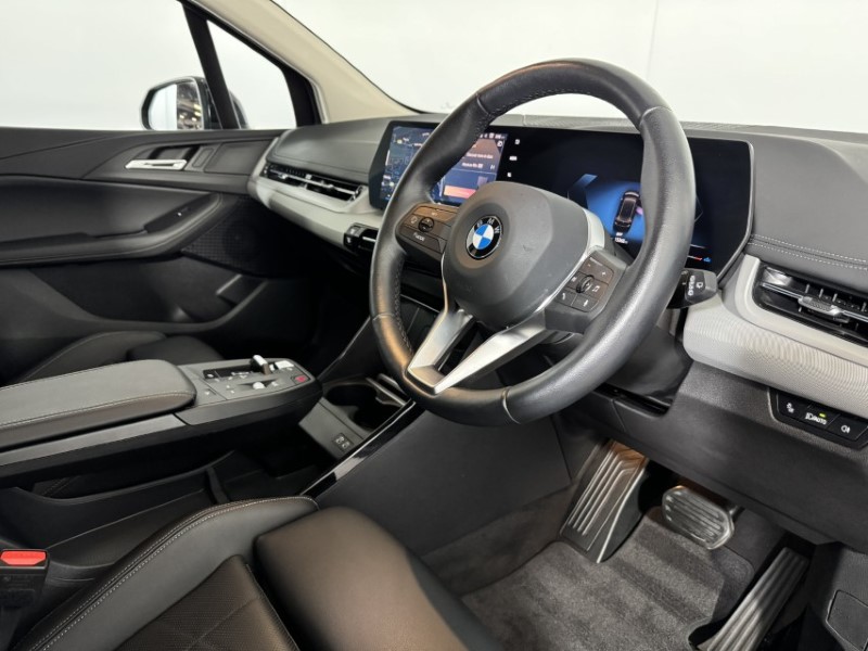 2025 (75) BMW 2 SERIES 220i MHT Sport 5dr DCT 5808529