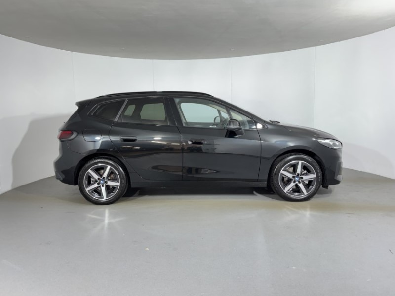 2025 (75) BMW 2 SERIES 220i MHT Sport 5dr DCT 5808562