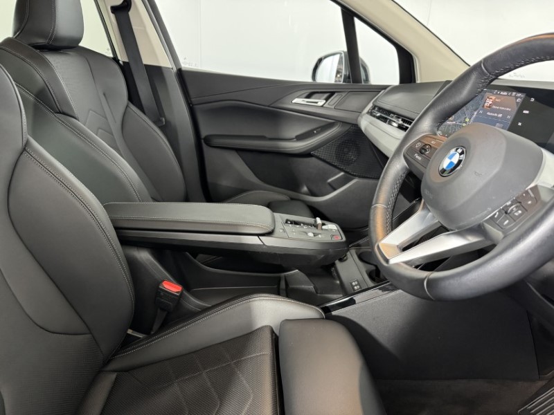 2025 (75) BMW 2 SERIES 220i MHT Sport 5dr DCT 5808530