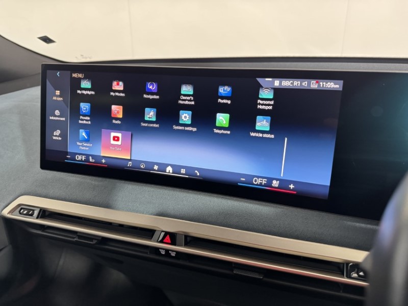 2023 (23) BMW iX 240kW xDrive40 M Sport 76.6kWh 5dr Auto 5849387
