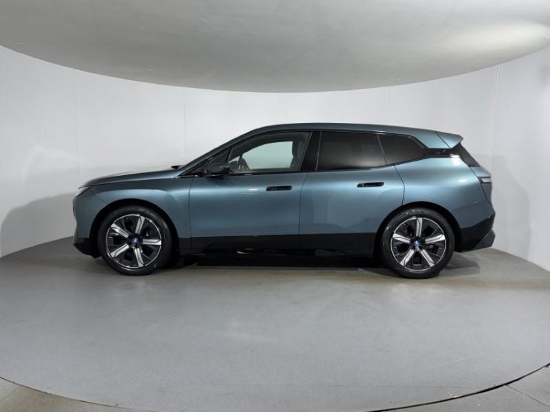 2023 (23) BMW iX 240kW xDrive40 M Sport 76.6kWh 5dr Auto 5849426