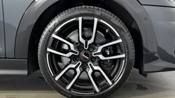 2024 (74) MINI COOPER 2.0 S Sport 3dr Auto 5839693