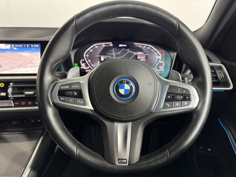 2021 (71) BMW 3 SERIES 330e M Sport Pro Edition 5dr Step Auto 5800905