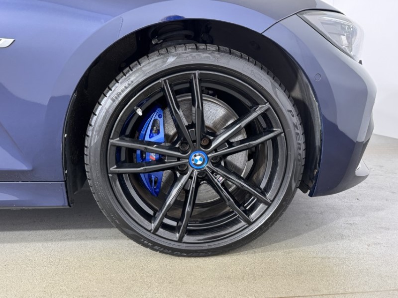 2021 (71) BMW 3 SERIES 330e M Sport Pro Edition 5dr Step Auto 5800934