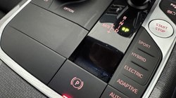 2021 (71) BMW 3 SERIES 330e M Sport Pro Edition 5dr Step Auto 5800916