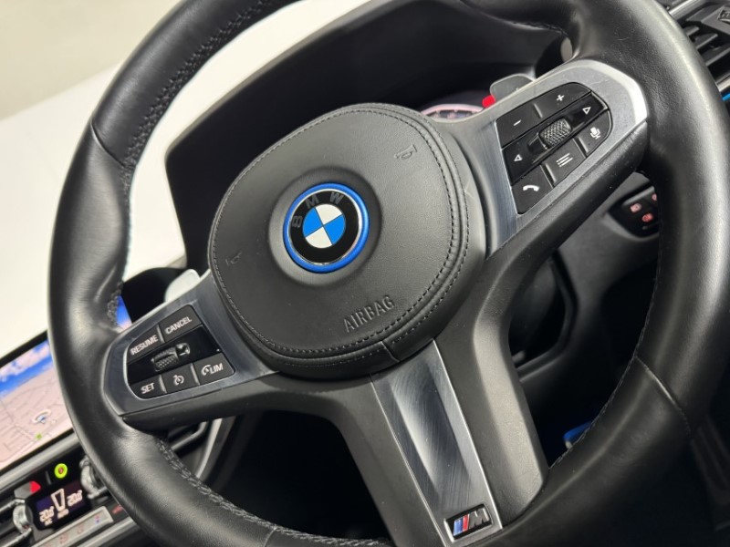 2021 (71) BMW 3 SERIES 330e M Sport Pro Edition 5dr Step Auto 5800908