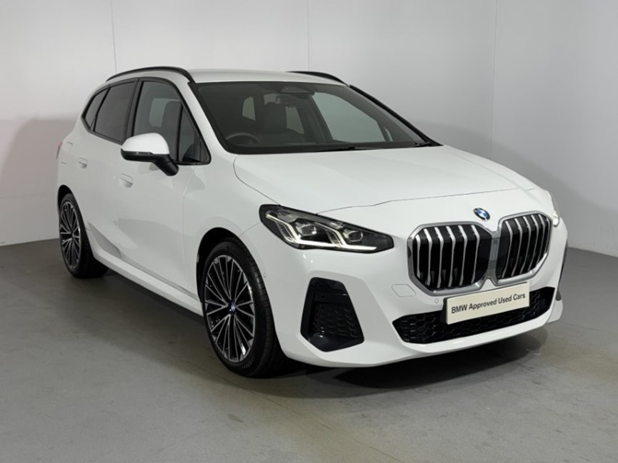 2025 (75) BMW 2 SERIES 220i MHT M Sport 5dr DCT