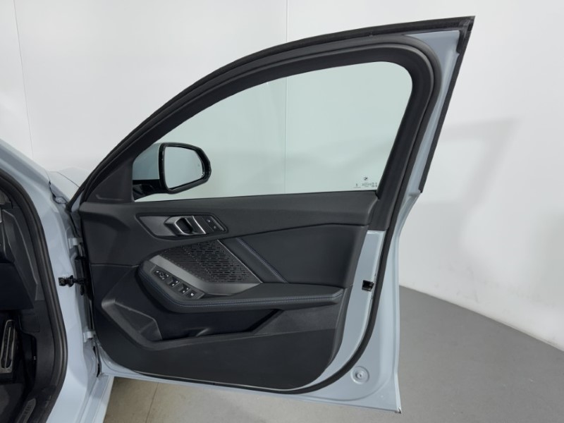 2025 (25) BMW 1 SERIES 120 M Sport 5dr Step Auto 5855575