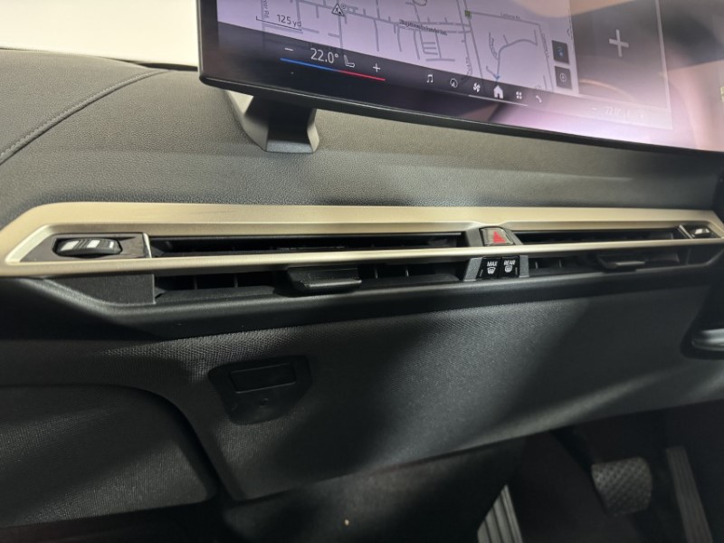 2024 (24) BMW iX 240kW xDrive40 M Sport 76.6kWh 5dr Auto 5835412