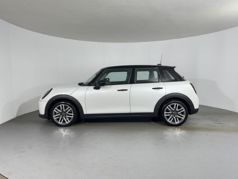 2024 (74) MINI COOPER 2.0 S Classic 5dr Auto 5834303