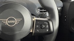 2024 (74) MINI COOPER 2.0 S Classic 5dr Auto 5834243