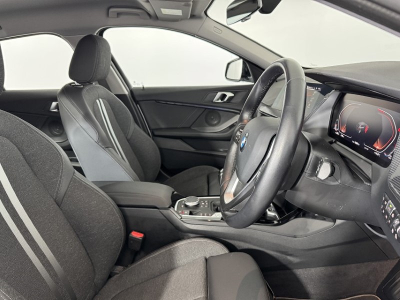 2023 (23) BMW 1 SERIES 118i [136] Sport 5dr [Live Cockpit Professional] 5840756