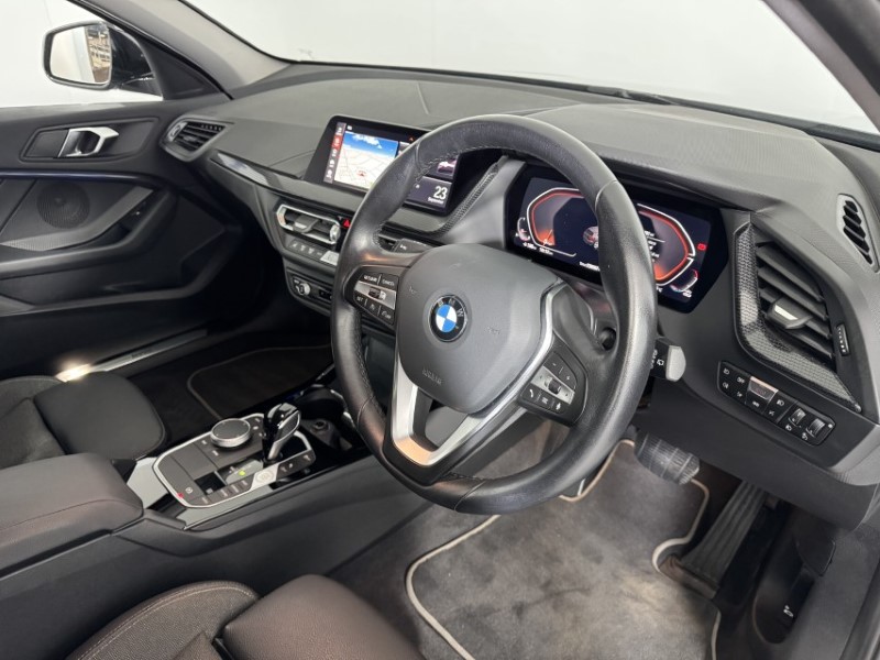2024 (24) BMW 1 SERIES 118i [136] Sport 5dr Step Auto [Live Cockpit Pro] 5854524