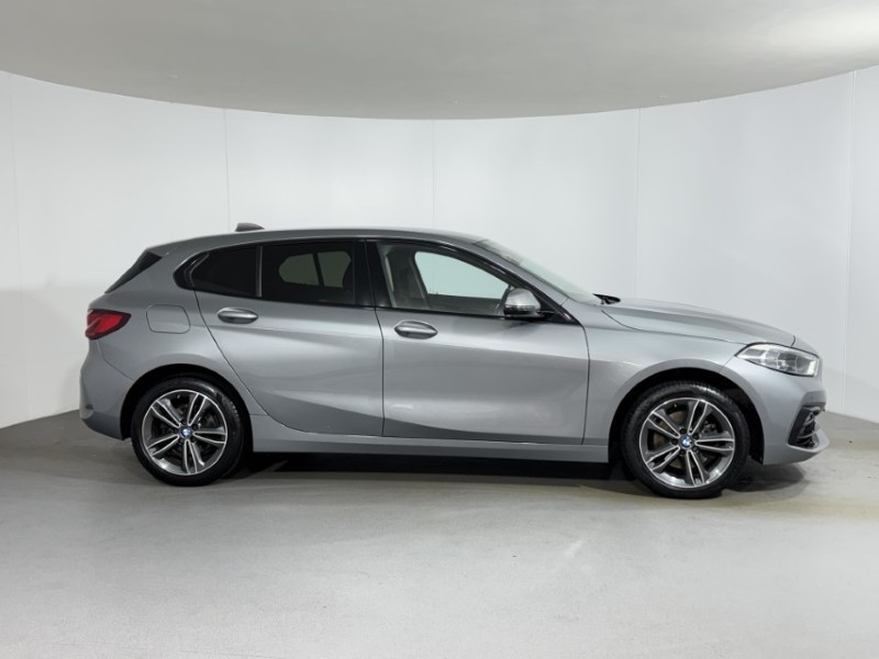 2024 (24) BMW 1 SERIES 118i [136] Sport 5dr Step Auto [Live Cockpit Pro] 5854550