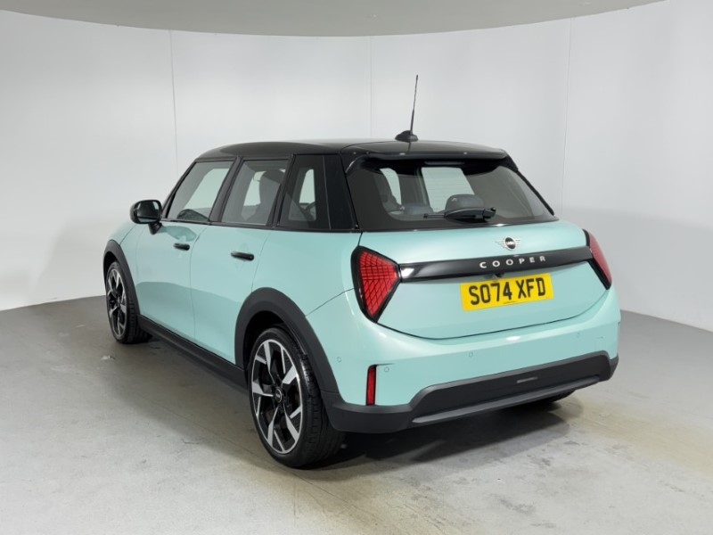 2024 (74) MINI COOPER 1.5 C Exclusive 5dr Auto
