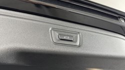 2026 (26) BMW 3 SERIES 320i M Sport 5dr Step Auto 5894288