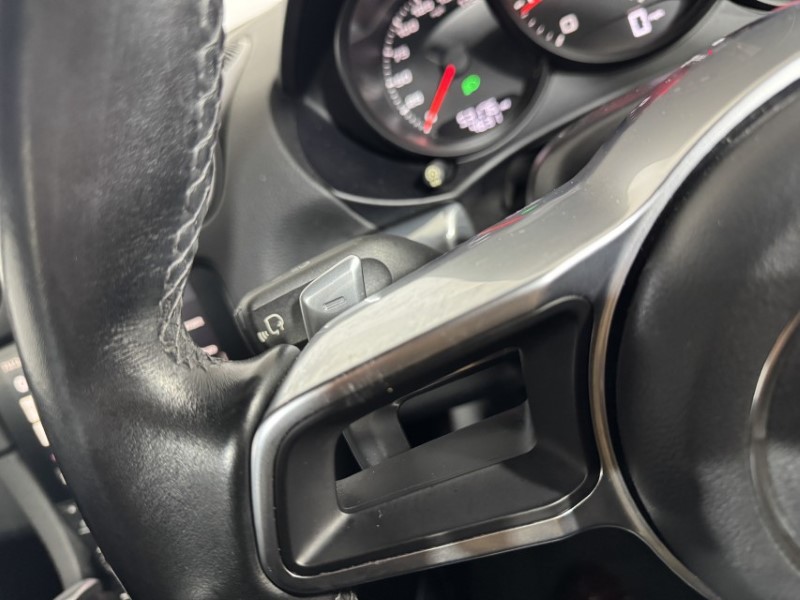 2017 (17) PORSCHE BOXSTER 2.0 2dr PDK 5849749