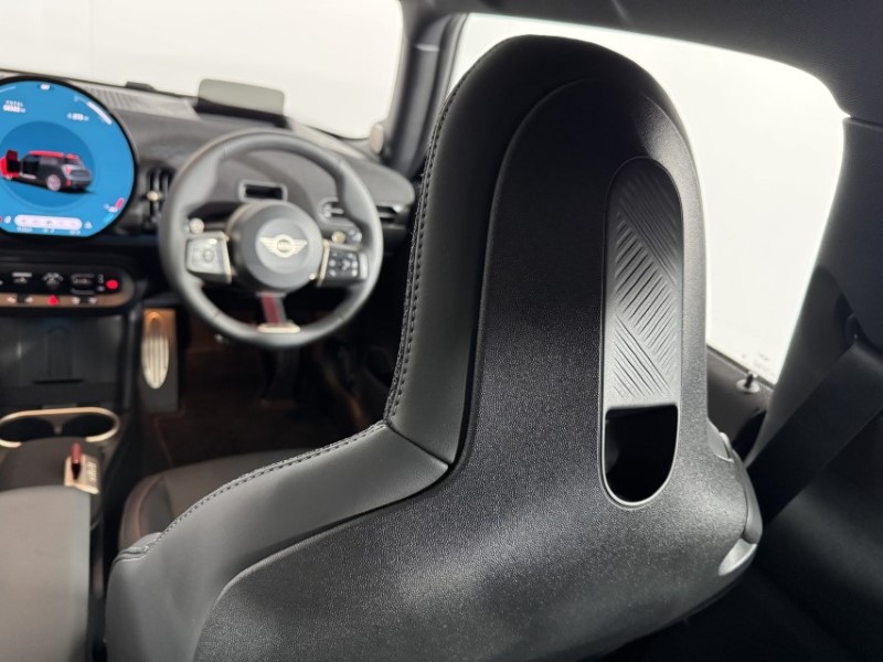 2026 (26) MINI COOPER 2.0 John Cooper Works 3dr Auto 5880958