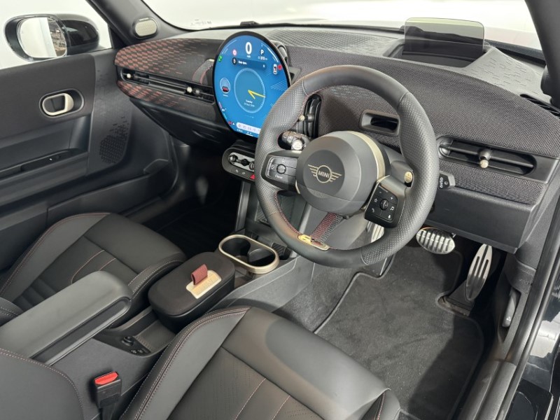 2026 (26) MINI COOPER 2.0 John Cooper Works 3dr Auto 5880936