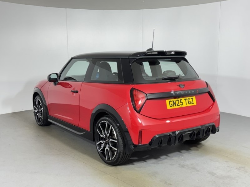 2025 (25) MINI COOPER 2.0 S Sport 3dr Auto 5912857